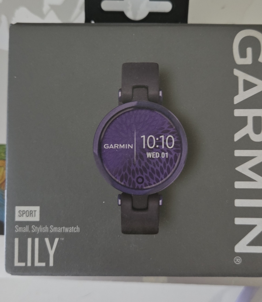 Garmin Lily Sport Smartwatch in Purple